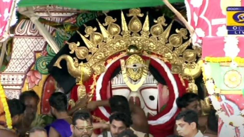 Live Updates on Lord Jagannath Suna Besha 2021 from Puri