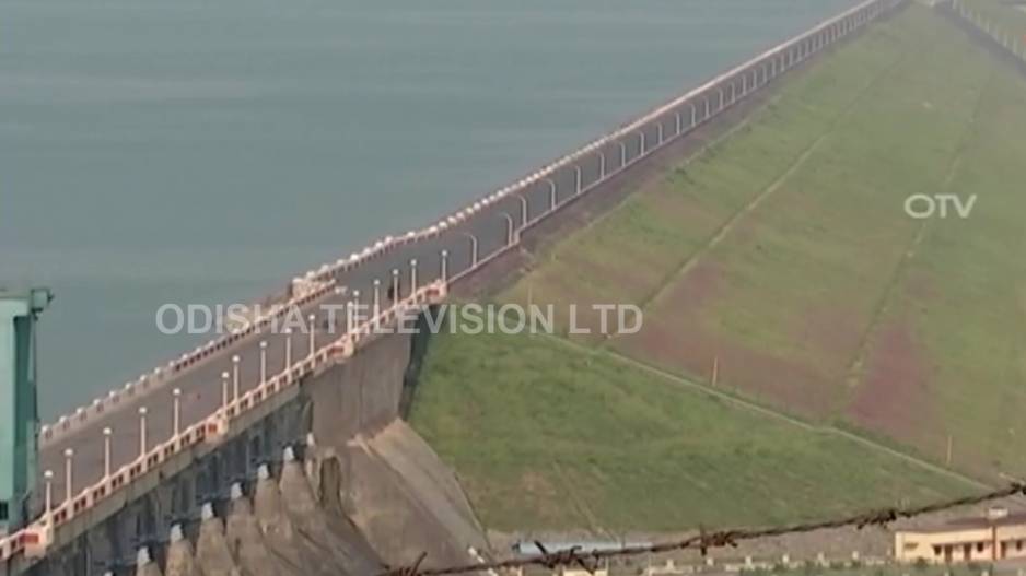 World's Longest Dam Hirakud Longs For A Spillway But When Will Its Limbo End World's Longest Dam Hirakud Longs For A Spillway But When Will Its Limbo End