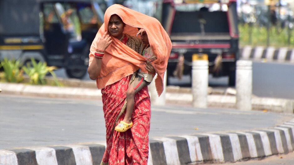 ଗ୍ରୀଷ୍ମ ପ୍ରବାହରେ ଛଟପଟ ହେଉଛି ରାଜଧାନୀ; କାହାକୁ ନାହିଁ ନିସ୍ତାର