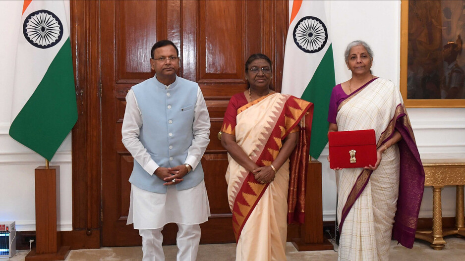 ଚର୍ଚ୍ଚାରେ ଅର୍ଥମନ୍ତ୍ରୀଙ୍କ ଶାଢୀ