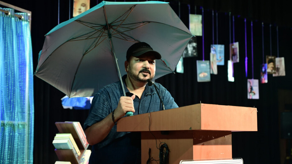 ଟାଇମ୍‍ପାସ୍‍ ପୁସ୍ତକପର୍ବ: ‘ବହିବର୍ଷା’ରେ ଓଦା ହେଲେ ଶତାଧିକ ଲେଖକ