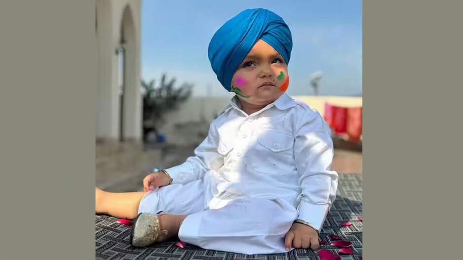 Sidhu Moosewala: କ୍ୟୁଟ୍‌ନେସ୍‌ରେ ଲୋକଙ୍କ ହୃଦୟ ଜିତୁଛନ୍ତି ଗାୟକ ସିଦ୍ଧୁ ମୁସେୱାଲାଙ୍କ କୁନି ଭାଇ