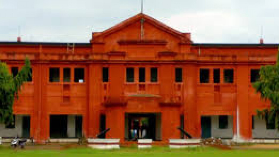 Visually Challenged: କଟକରେ ହେବ ପ୍ରଥମ ଦୃଷ୍ଟିବାଧିତ ବିଶ୍ଵବିଦ୍ୟାଳୟ