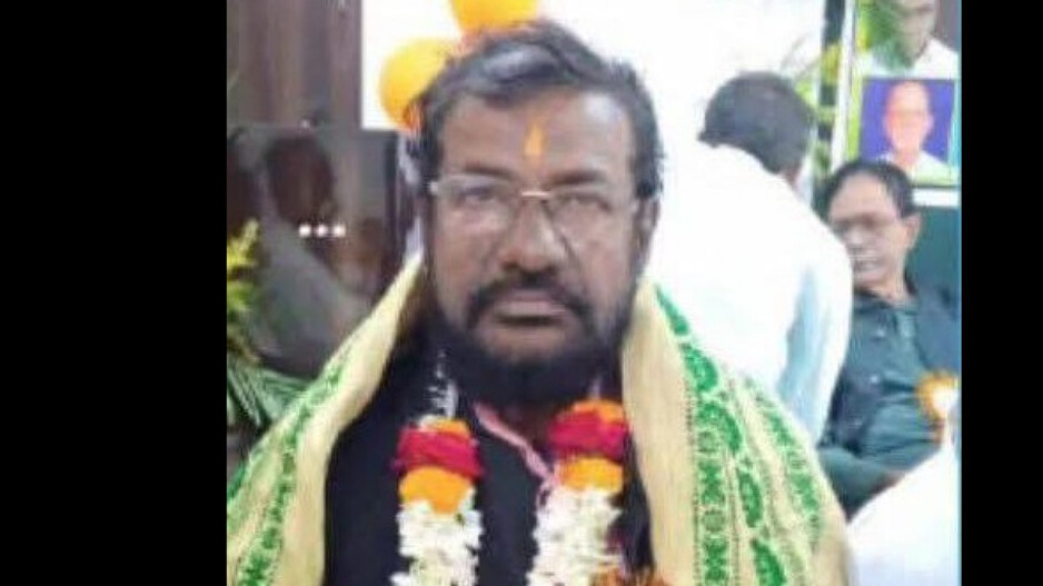 Death: ଏମିତି ବି ଆସେ ମୃତ୍ୟୁ; ପ୍ରବଚନ ଦେବାବେଳେ ଚାଲିଗଲା ଜୀବନ