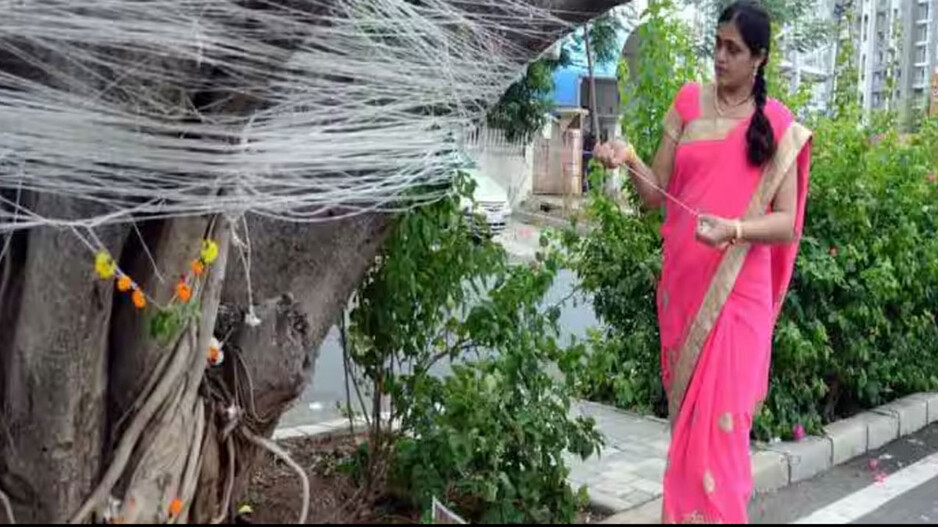 Vat Savitri Vrat 2025:  ବଟ ସାବିତ୍ରୀ ବ୍ରତରେ ବରଗଛରେ କାହିଁକି ସାତ ଘେରା ସୂତା ବନ୍ଧାଯାଏ