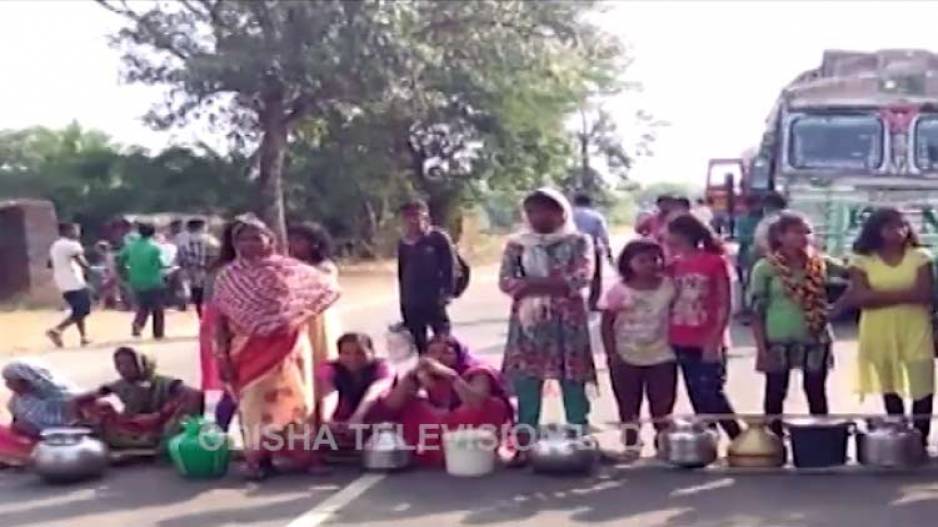 Women of Dangariguda village under Koksara block of the district took