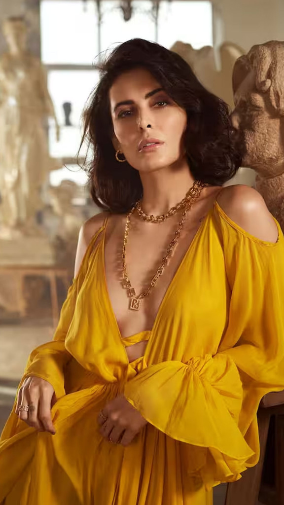 Mandana Karimi opened up about her husband slept with every friend