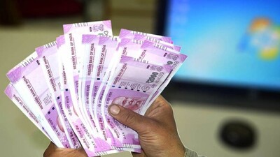 7th pay commission DA salary hike for govt employees and pensioners