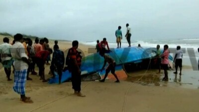 Andaman-Man-In-Odisha-beach