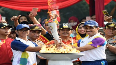 Asiad-flame-enters-Jakarta-to-be-paraded-in-city_SECVPF