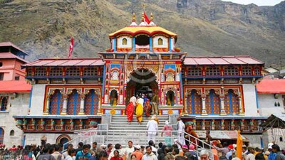 Badrinath-Temple-1