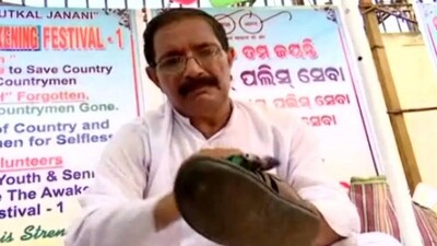 Balasore-Shoe-polishing-SP
