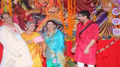 Bollywood-Durga-Puja