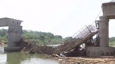 Bridge-collapse