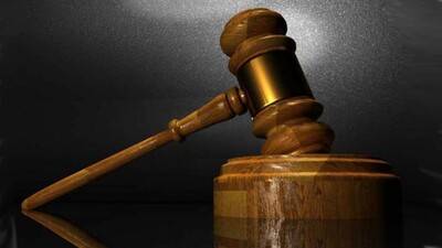Court-decision-hammer