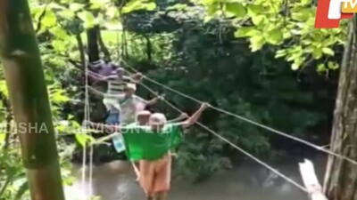 Crossing-river-on-electric-