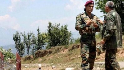 Dhoni-Army1
