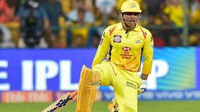 Dhoni1