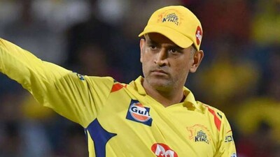 Dhoni2