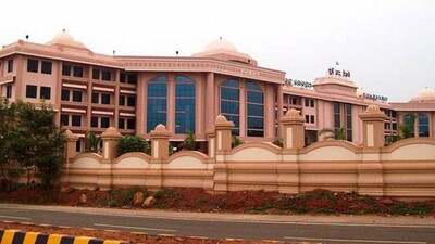 East-Coast-Railway-official-under-CBI-scanner