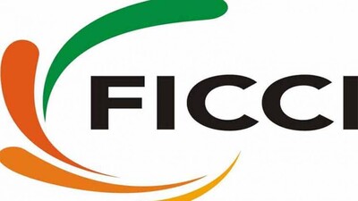 FICCI Seeks Inclusion Of Retailers In The List Of Frontline Workers