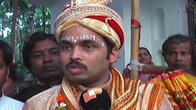 Groom1