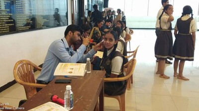 HEALTH-CHECK-UP-STUDENTS