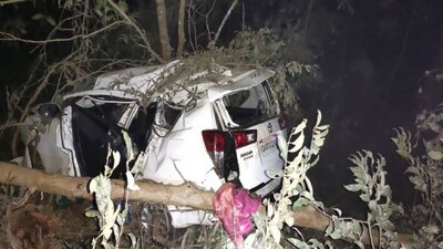 Shripad Naik's Car After Accident