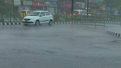 A scene during thunderstorm in Bhubaneswar