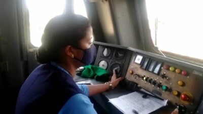 Modi hails Karnataka woman for piloting Oxygen Express