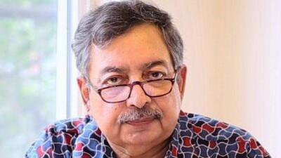 SC quashes FIR against journalist Vinod Dua