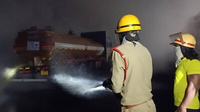 Acid-Laden Truck Develops Leakage On NH-16 In Odisha