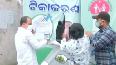 Poster Row: BJP Activists Protest At Vaccination Centres, Tear Up CM Naveen’s Pics