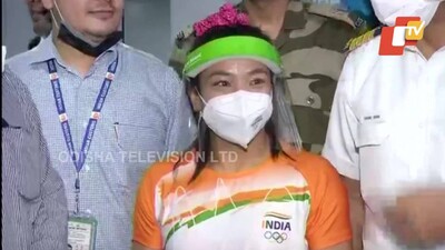 Tokyo Olympics: India's First Medallist Weightlifter Mirabai Chanu Recieves Warm Welcome