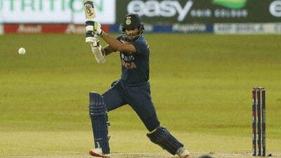 2nd T20 Vs SL: India Forced To Field Reserves After Players Isolated