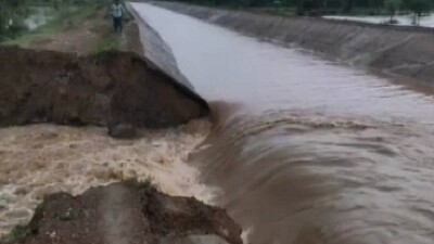 Breach in canal bund