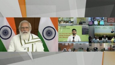 PM Modi  Interacting With PM Kisan Beneficiaries 