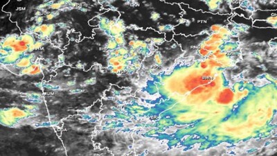 Heavy Cloud cover Over Bhubaneswar At 5PM