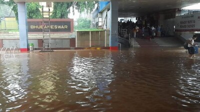Low Pressure Area Over BoB Intensifies Into Depression, CWC Issues Advisory 
