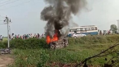 Violence in UP's Lakhimpur-Kheri after farmers run over by vehicle