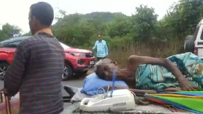 Man Carries Sick Mother On Trolley Rickshaw To Collectorate Protesting Power Disconnection
