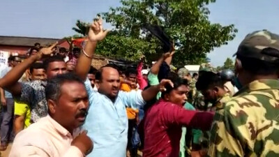 Minister Dibya Shankar Mishra greeted with black flags, egg attack