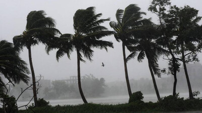 Will cyclonic circulation over southeast Bay of Bengal intensify?