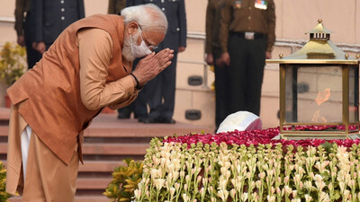 PM Lays Wreath At National War Memorial, Recalls Valour Of Armed Forces