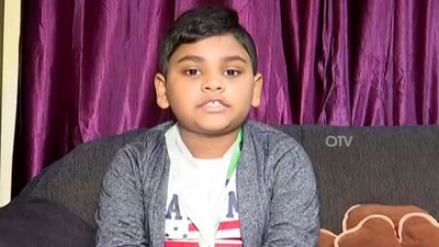 Youngest To Recite Periodic Table While Playing Chess