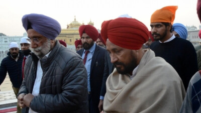 Channi Visits Golden Temple After 'Sacrilege' Attempt, Urges People To Maintain Calm