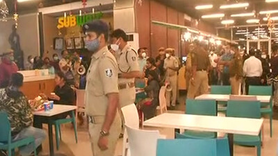 BMC Seals Bar, Eateries & Food Courts In Bhubaneswar