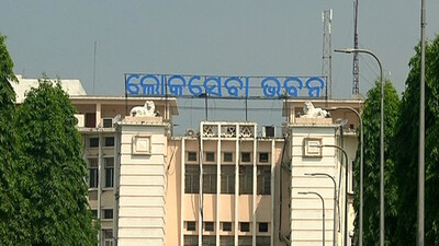Top Babus In Odisha See No Retirement Blues