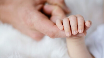 Covid +Ve Woman In Telangana Delivers Baby At Hospital Gate