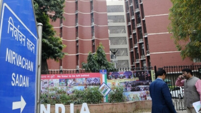 ECI Keeping Close Watch On Expenditure Of Virtual Rallies